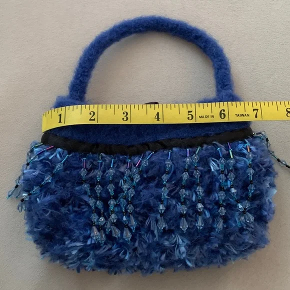 Handmade Mini Felted Wool Handbag - Picture 4 of 10